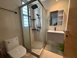The Lakeshore (D22), Condominium #611130091